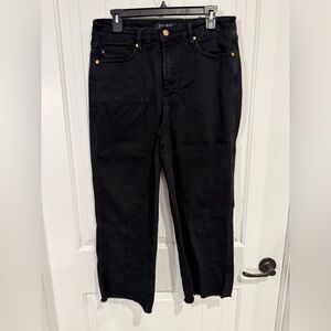 Judy Blue cropped raw hem jeans